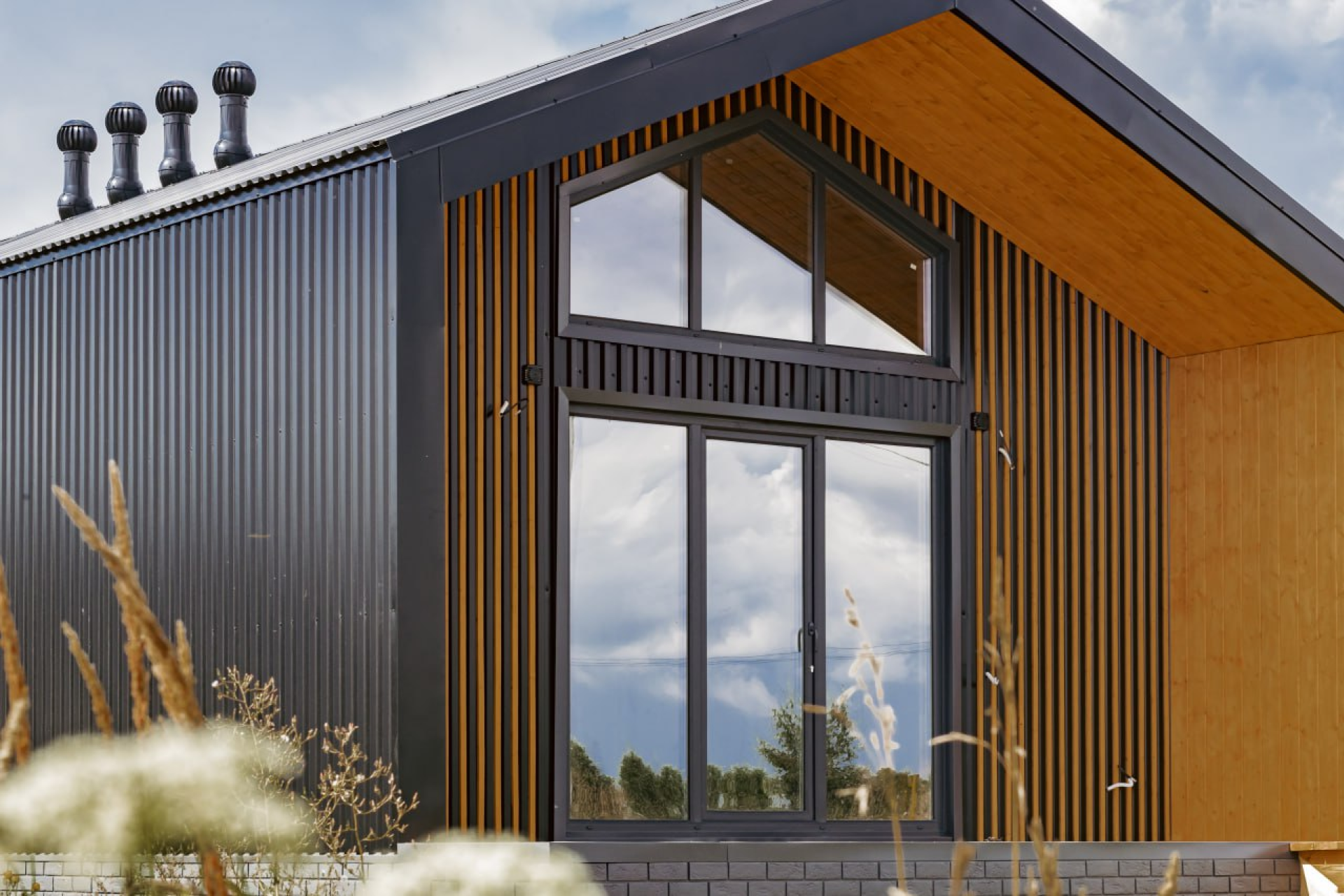 Название: «Тарлаши Барн»